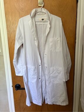 White Lab Coat Jacket - Women’s Long Professional Coat